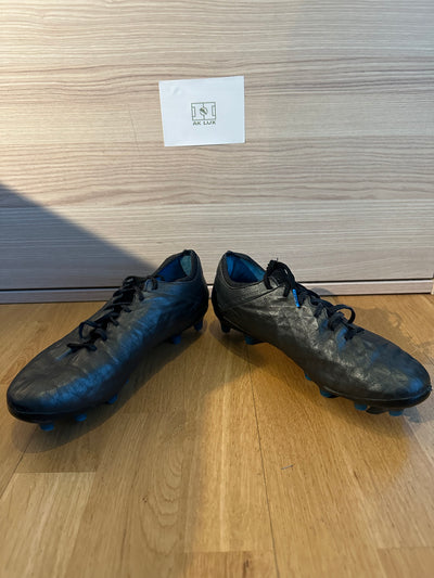 NIKE TIEMPO LEGEND 8 ELITE AG-PRO UNDER THE RADAR - BLACK/BLUE