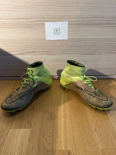 NIKE - HYPERVENOM PHANTOM II LEATHER TECH CRAFT FG SAND/BLACK/NEON