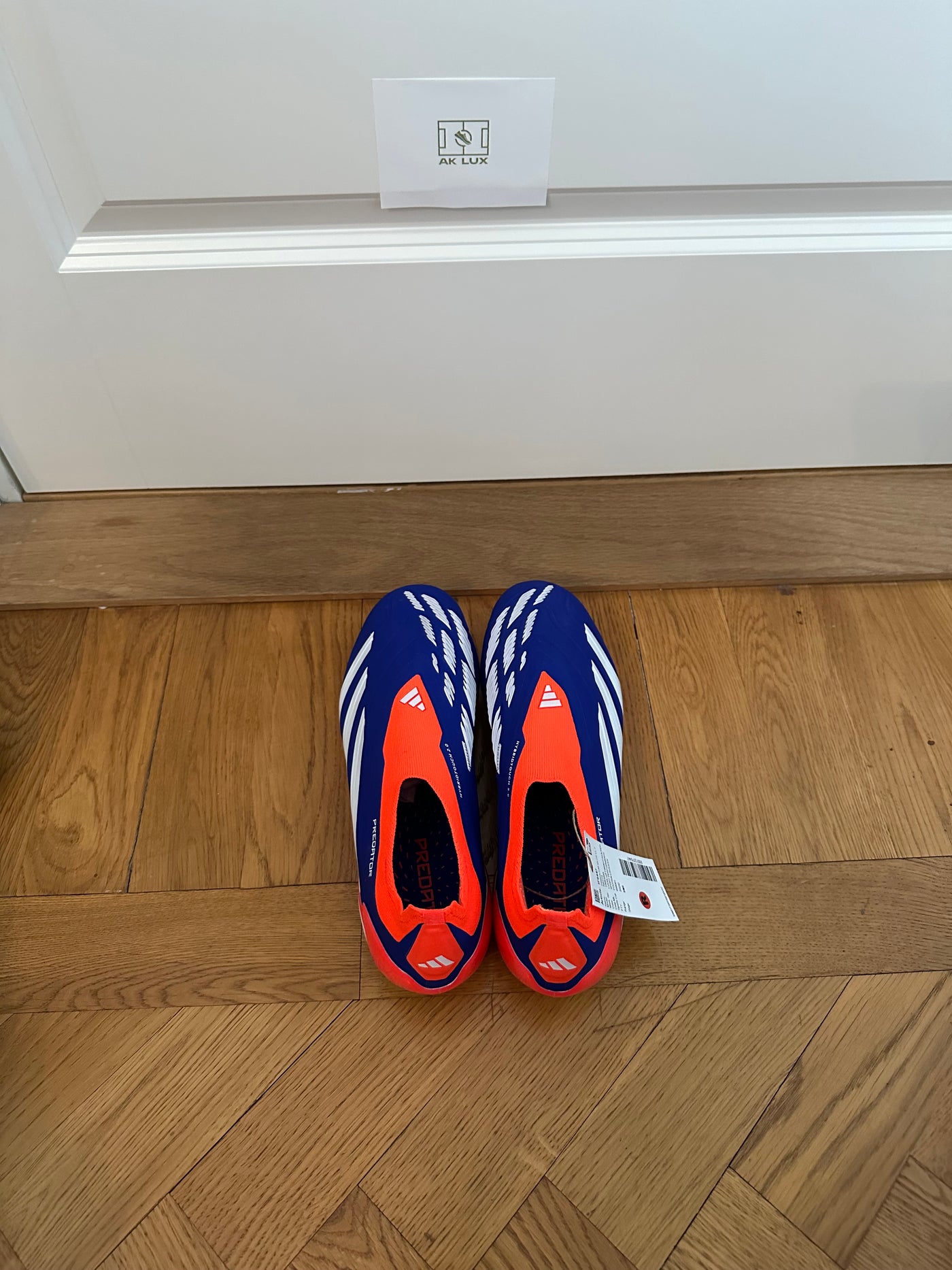 ADIDAS PREDATOR ELITE LACELESS FG ADVANCEMENT - LUCID BLUE/WHITE/RED